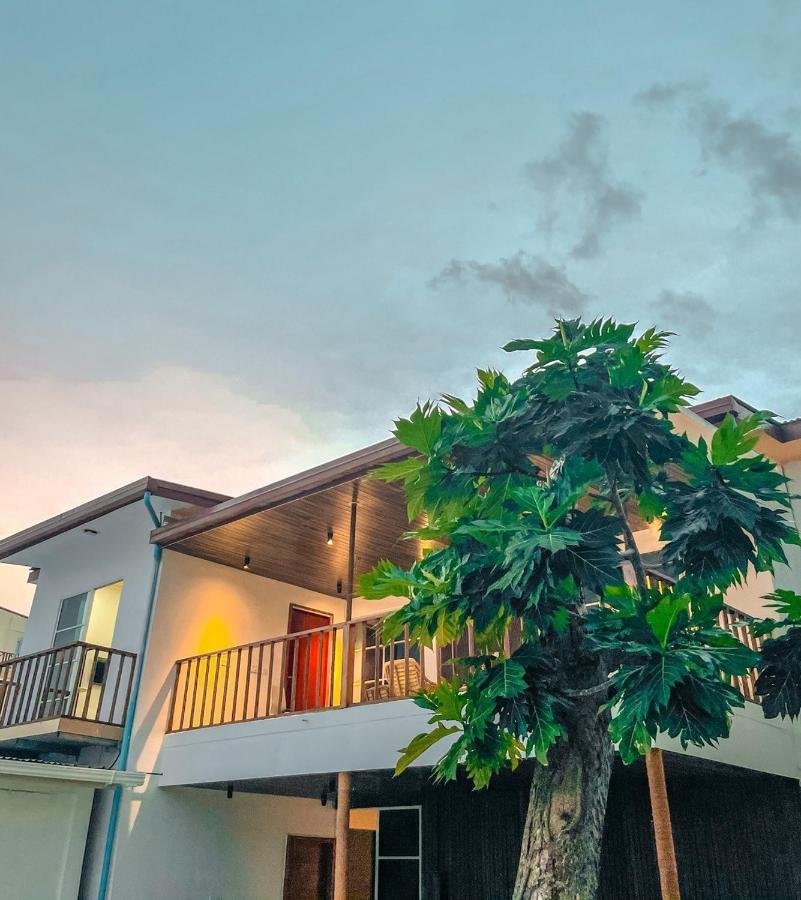 Fatims Beach House Maafushi Ngoại thất bức ảnh