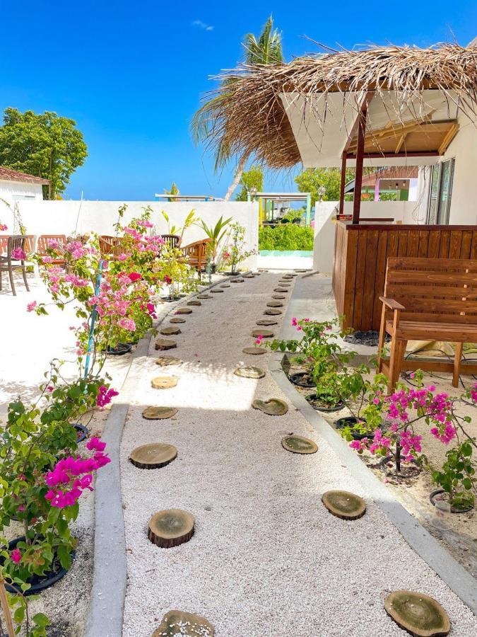 Fatims Beach House Maafushi Ngoại thất bức ảnh