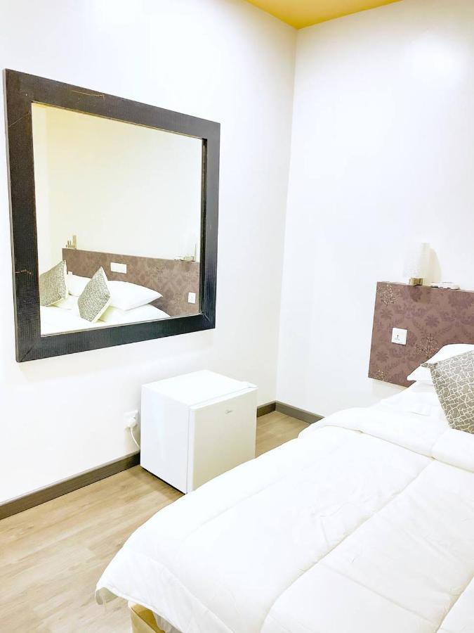 Fatims Beach House Maafushi Ngoại thất bức ảnh